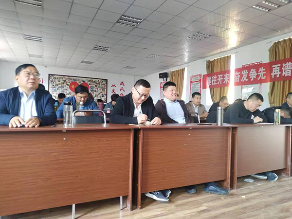 百煉成鋼、眾志成城—匯豐銷售精英國(guó)慶大練兵